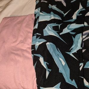 2 pair OS lularoe leggings
